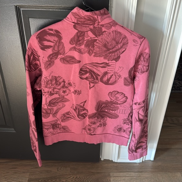 Puma flower print track zippered jacket
Dusty orchid color - Picture 3 of 8